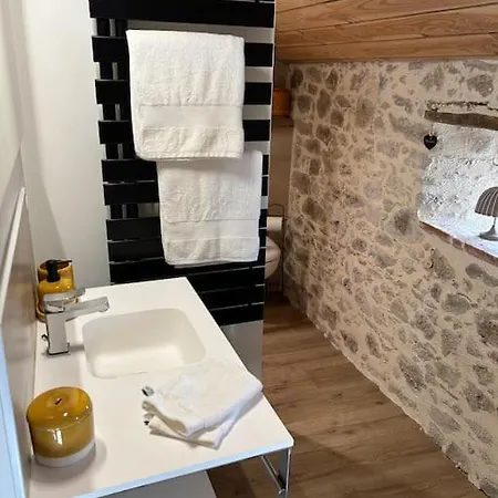 La Grosse Pierre Hotel Mauleon